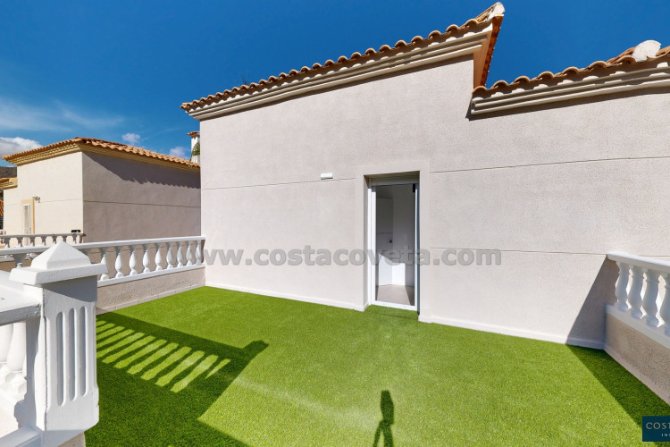 Renovated, modern villa just a few minutes from the sea in El Campello