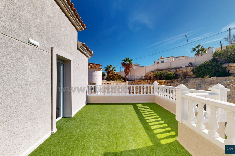 Renovated, modern villa just a few minutes from the sea in El Campello