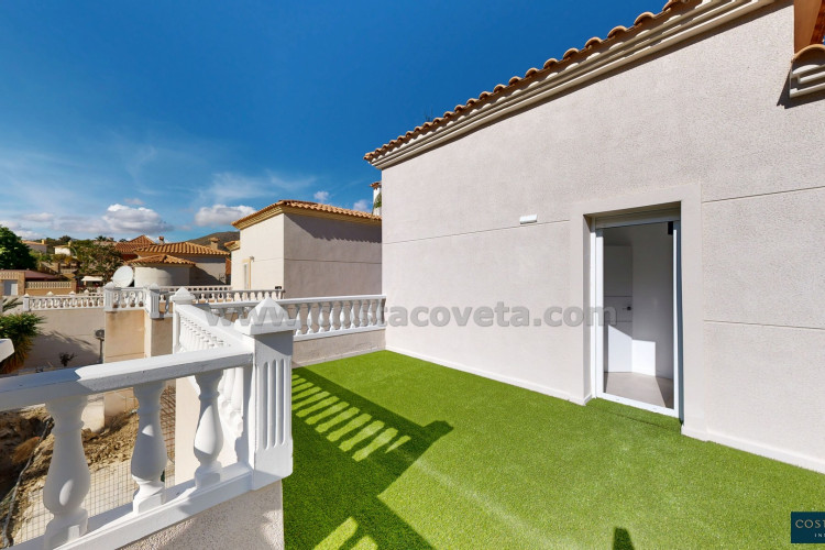 Renovated, modern villa just a few minutes from the sea in El Campello