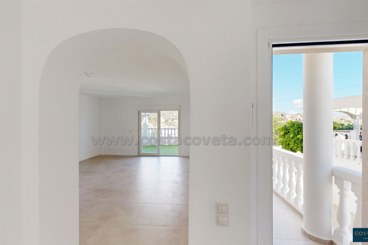 Renovated, modern villa just a few minutes from the sea in El Campello