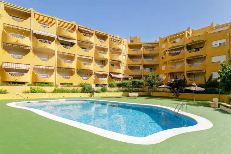 Exclusive beachfront apartment in Covespan – Coveta Fumá