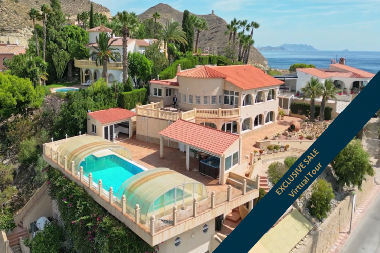 El Campello, Exclusivo chalet con espectaculares vistas al mar en Coveta Fumá