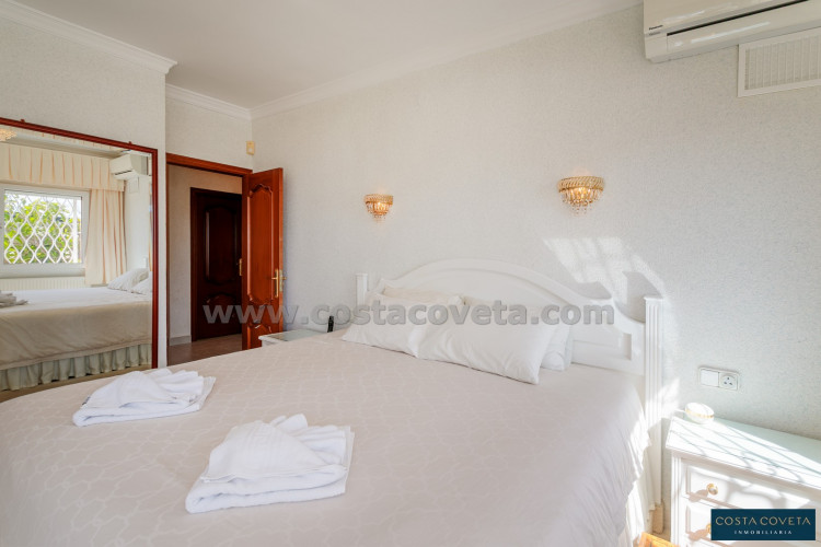 Exclusivo chalet con espectaculares vistas al mar en Coveta Fumá