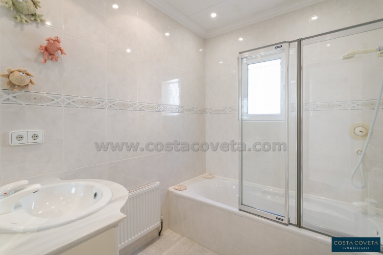 Exclusivo chalet con espectaculares vistas al mar en Coveta Fumá