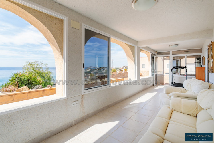 Exclusivo chalet con espectaculares vistas al mar en Coveta Fumá