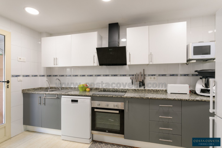 Charming semi-detached house in Alkabir, El Campello.