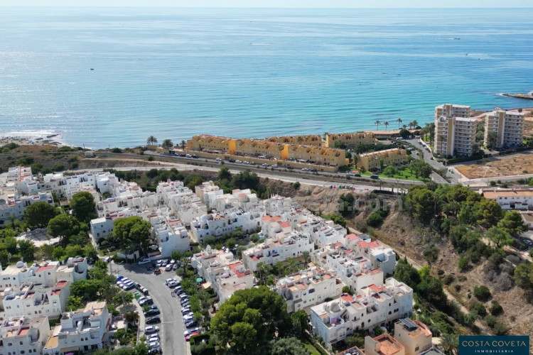 Charming semi-detached house in Alkabir, El Campello.