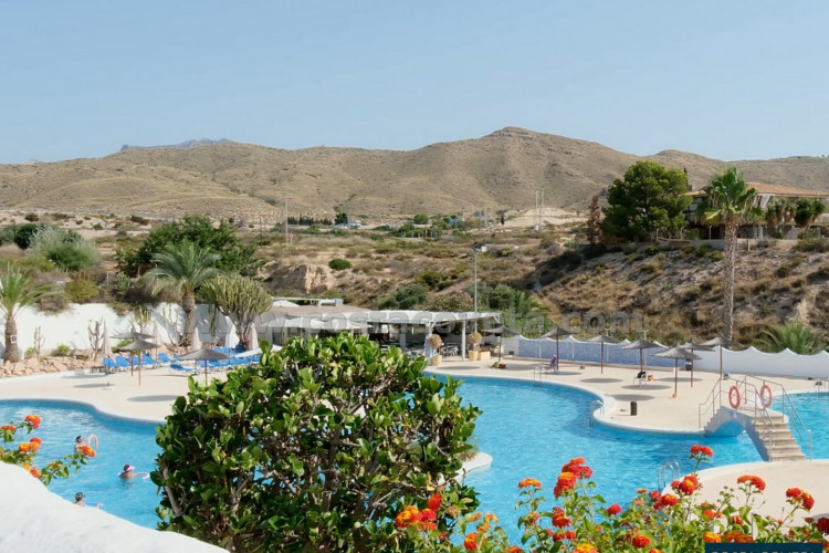 Charming semi-detached house in Alkabir, El Campello.