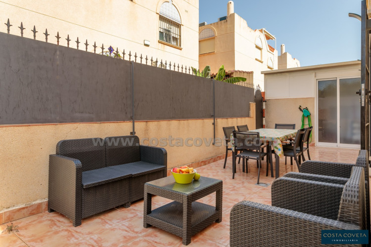 Charming semi-detached house in Alkabir, El Campello.
