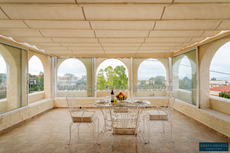 Cozy detached villa in Coveta Fumá with beautiful sea views