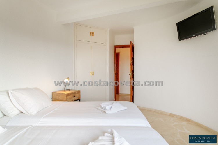Cozy detached villa in Coveta Fumá with beautiful sea views