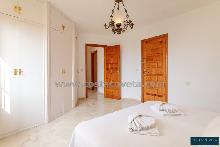 Cozy detached villa in Coveta Fumá with beautiful sea views