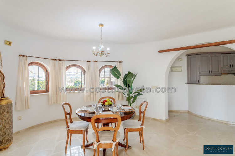 Cozy detached villa in Coveta Fumá with beautiful sea views