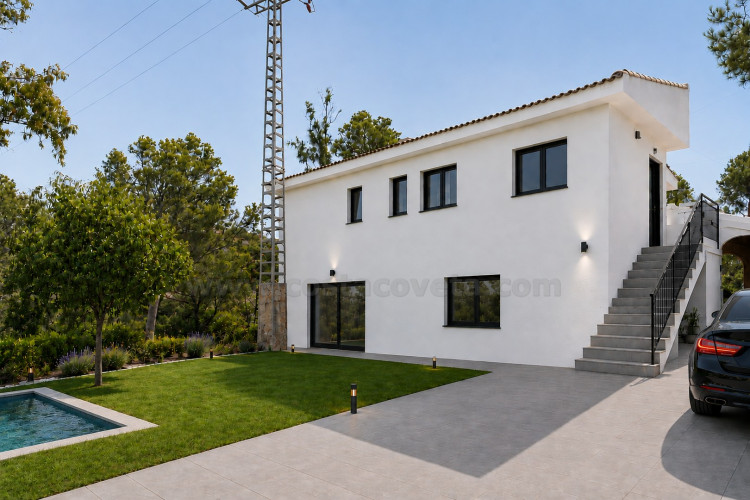 Chalet independiente con 900 m² de parcela y vistas al mar para reformar