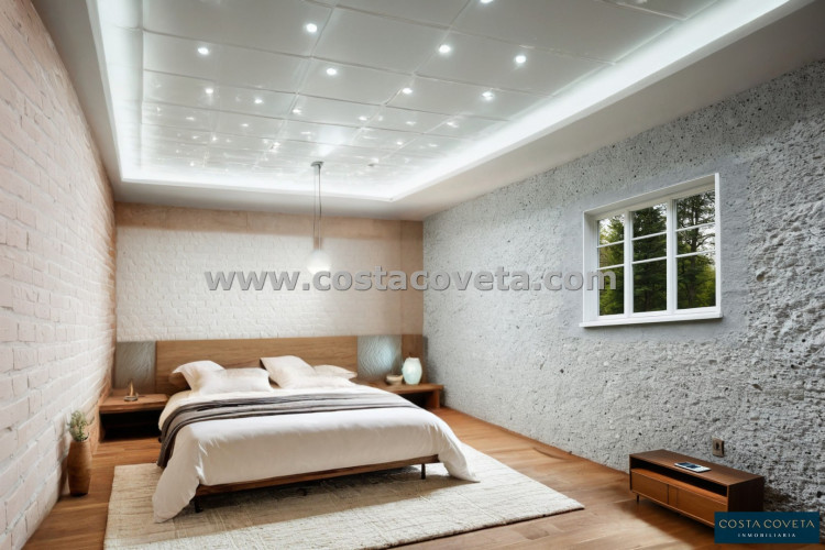 Detached villa with great potential after renovation.