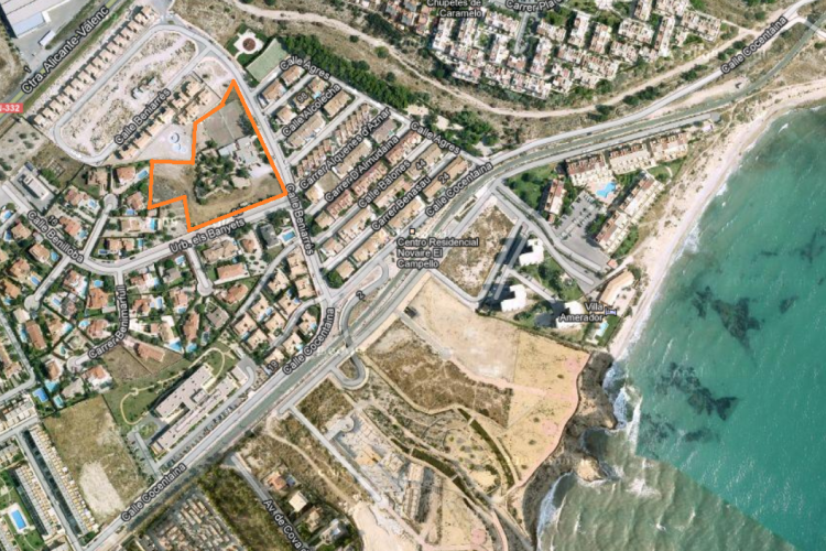 Large Urban plot to develop in Amerador, El Campello, Alicante