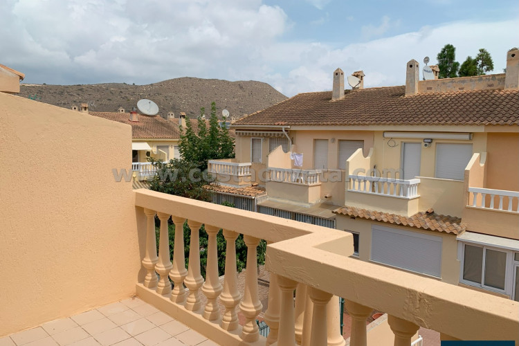 Renovated Semi-detached bungalow in el Poblet