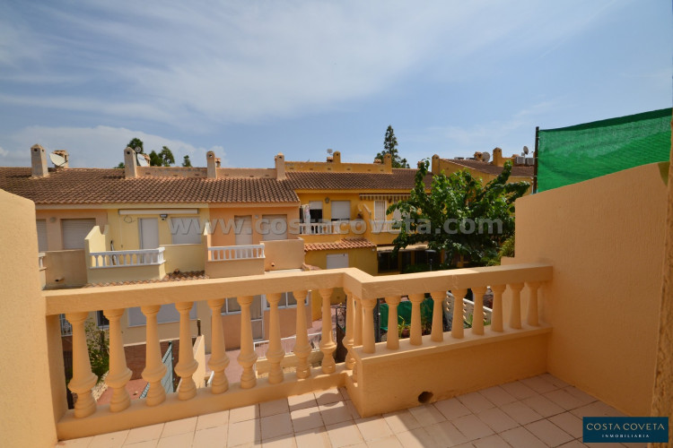 Renovated Semi-detached bungalow in el Poblet