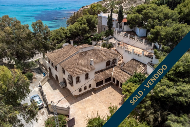 Mansion in Coveta Fuma, El Campello
