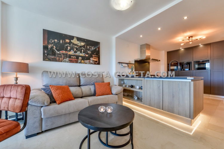 Luxury apartment at a stones throw from the beach at Cala Finestrat