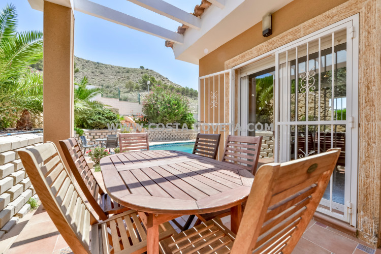 Hermosa casa En Busot Alicante