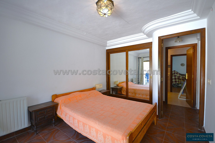 Elegant and charming villa ready to be transformed into a beautiful dream home