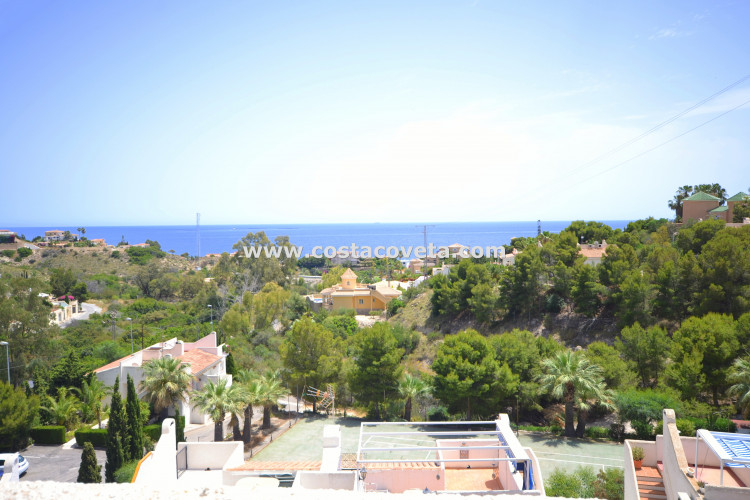 Wonderful semi-detached property with sea views at Residential Park Jupiter