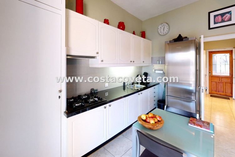 Modern refurbished corner apartment at only 2 minutes walking from the beach
