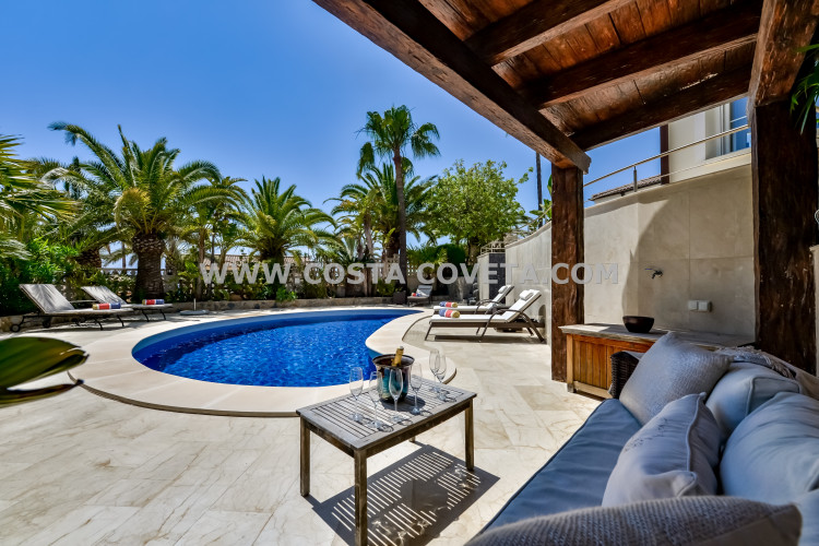 Exclusive oasis near the Mediterrenean in Venta Lanuza
