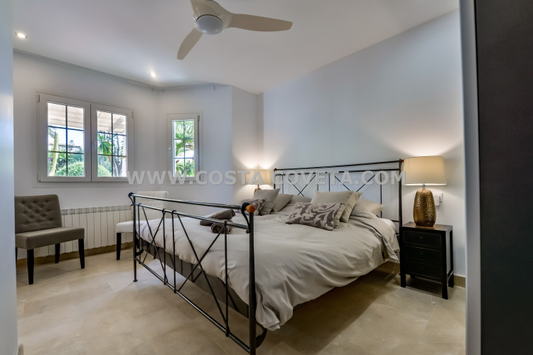 Exclusive oasis near the Mediterrenean in Venta Lanuza