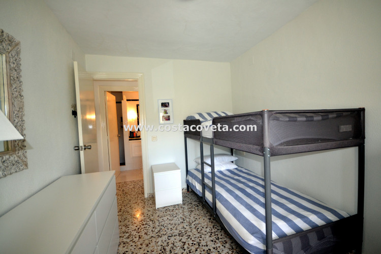 Very well maintained villa with heated pool in la Coveta Fuma a stones throw from the beach