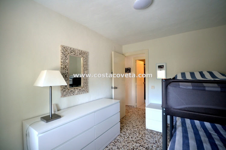 Very well maintained villa with heated pool in la Coveta Fuma a stones throw from the beach
