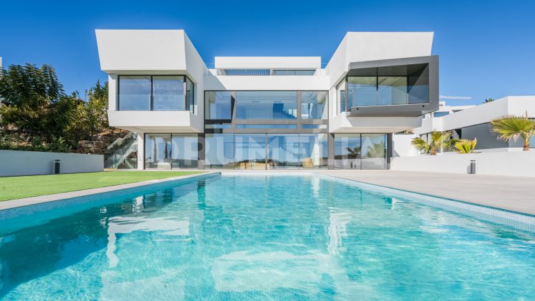Nieuwe ongelooflijke hedendaagse villa, La Alqueria, Benahavis