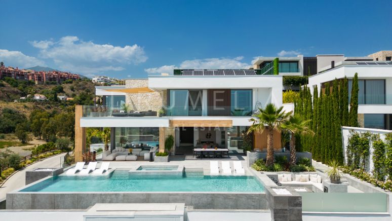 Luxuriöse moderne Villa mit Panoramablick auf das Meer in The Hills, Benahavís