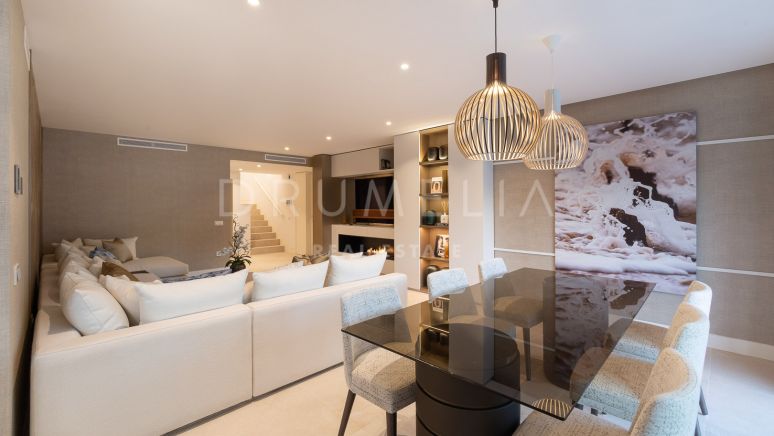 Picture of Luxury 3-bedroom Penthouse With Pool In Low-density