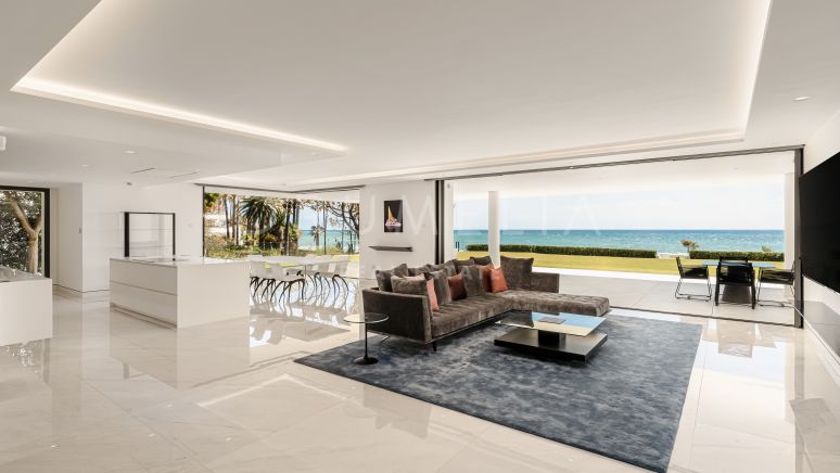 Emare Pearl - Nieuw, uitstekend, modern luxe appartement direct aan zee, Emare, Estepona