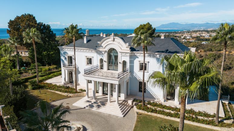 PALACE BLANC - Unik Regal Grand Villa med Wow Factor, Hacienda Las Chapas, Marbella Öst