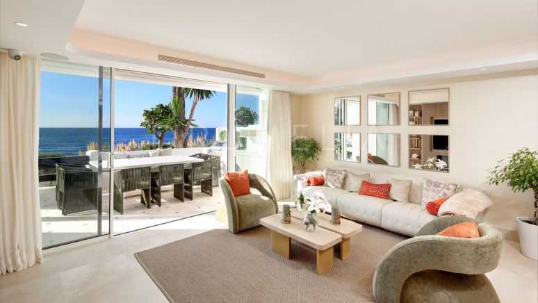 Luxurious beachfront apartment at Marina Puente Romano, Golden Mile