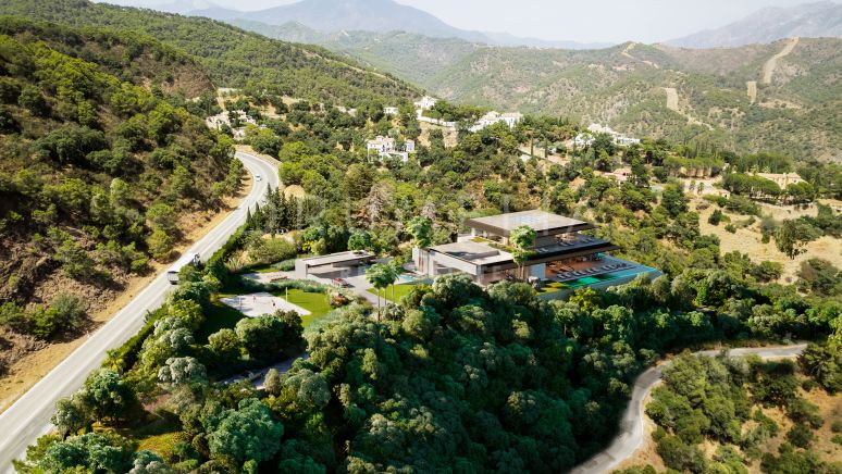 Terrain extraordinaire avec un projet de villa à El Madroñal, Benahavis