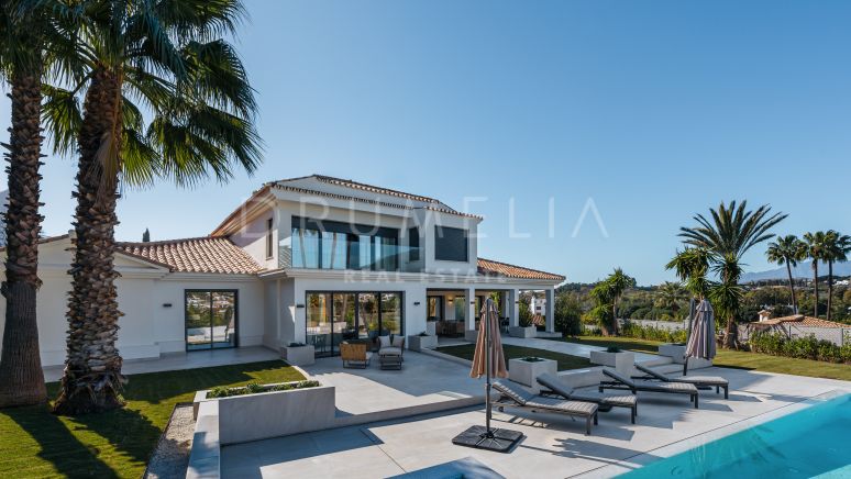 The Green - Villa de luxe moderne rénovée en première ligne de golf à Los Naranjos Golf, Nueva Andalucia