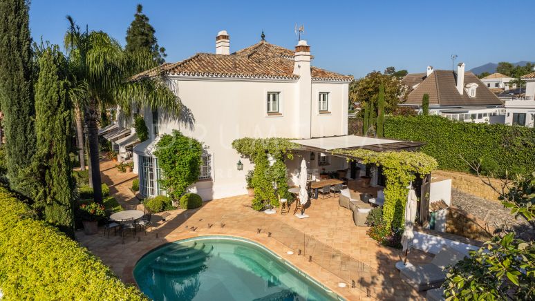 Charmante traditionele villa in Andalusische stijl in het hart van Marbella