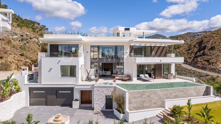 Lomas 10 - Modern helt ny villa i prestigefyllda Lomas de la Quinta, Marbella med fantastisk utsikt över havet och bergen