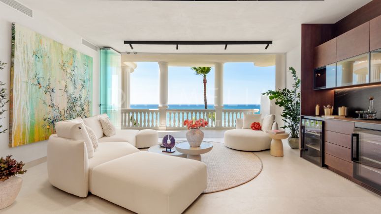 Luksuriøs leilighet med panoramautsikt over sjøen i Las Dunas Park, New Golden Mile