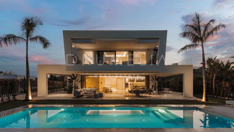 Casa Atria 5 - Luxueuze eigentijdse villa in gesloten gemeenschap, Marbella's Golden Mile