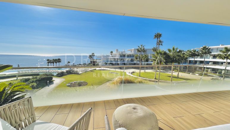 Lujoso Apartamento con Orientación Sur y Acceso directo a la Playa en el Exclusivo Complejo Residencial The Edge- Estepona