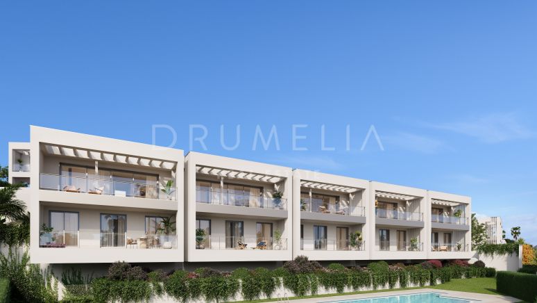 Außergewöhnliches modernes Stadthaus am Strand in Marbella Ost