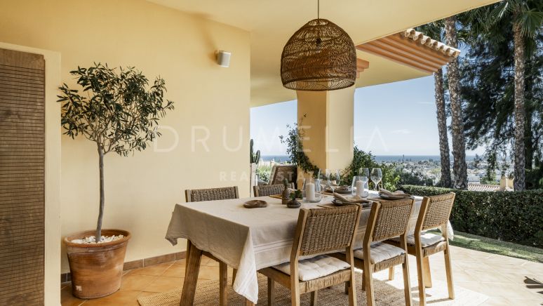 Exclusive 3-Bed Ground Floor Corner Apartment with Sea Views in a Gated Community- Nueva Andalucía, Marbella