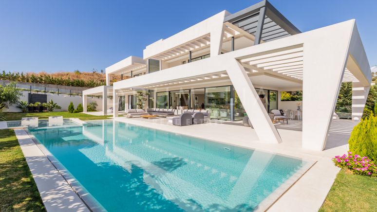 Remarquable nouvelle villa de luxe moderne sur mesure à Haza del Conde, Nueva Andalucía
