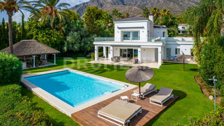 Moderne mediterrane Luxusvilla mit Meerblick zu verkaufen in der gehobenen Sierra Blanca, Goldene Meile von Marbella