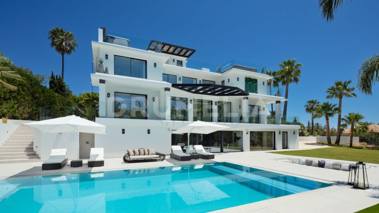 Imponerande nytt modernt lyxigt hus i Nagüeles, Marbella Golden Mile